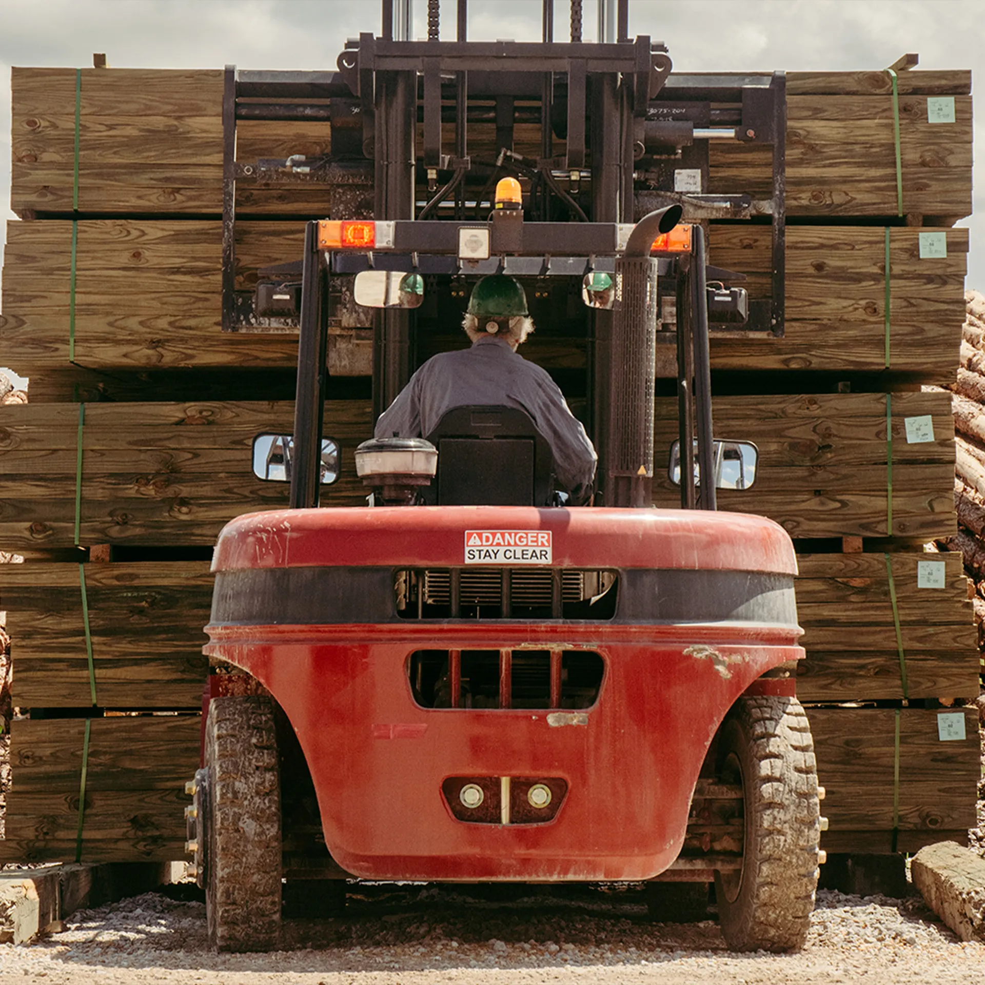 Equipment supported by a fixed purchase option lease